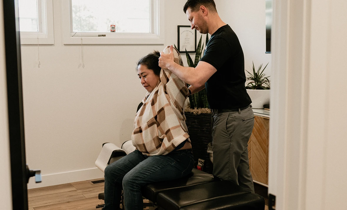 Elite Chiro_Candid-Portrait-17